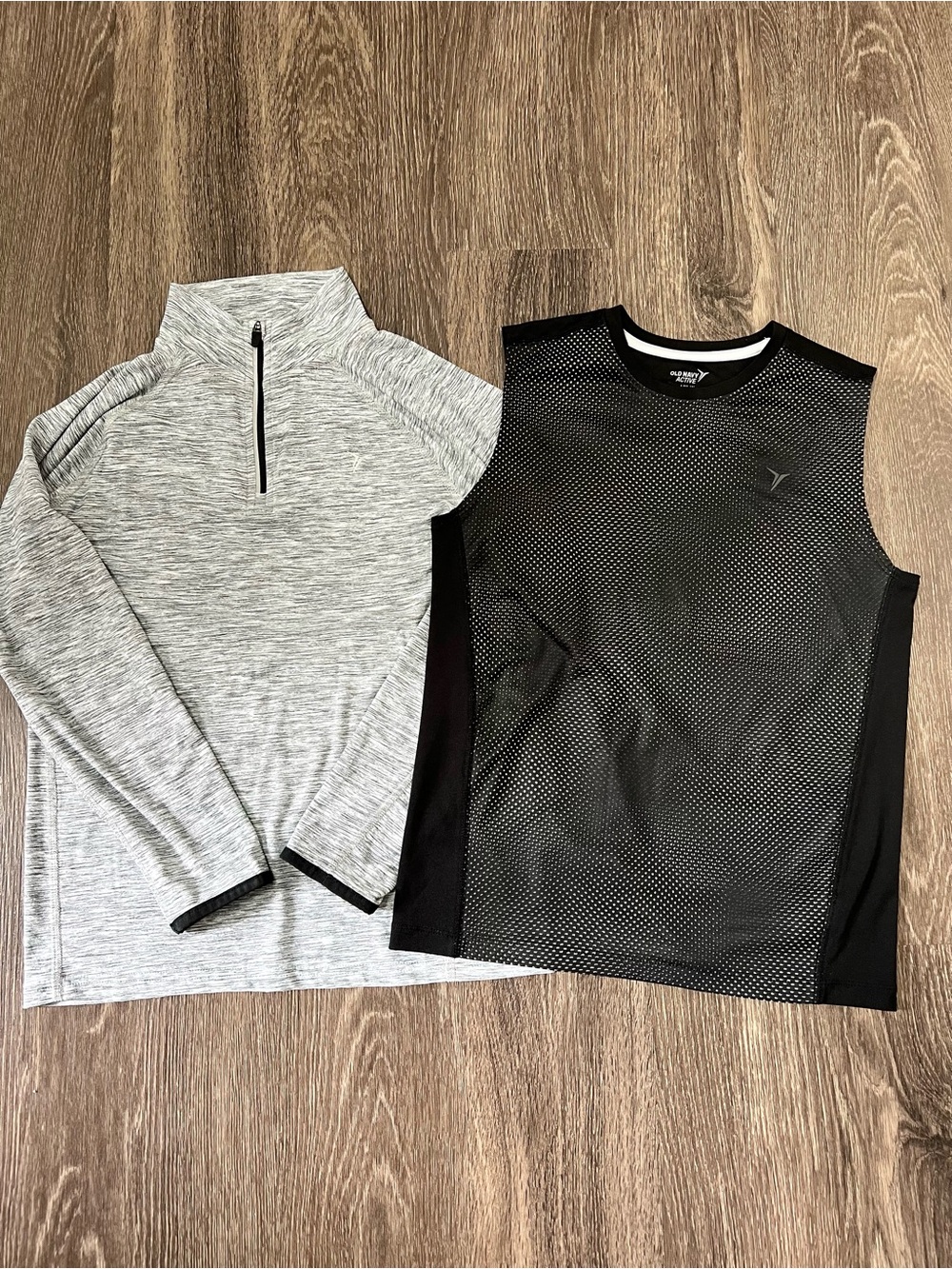 Boys Old Navy Active Bundle Size L 10/12 Pullover & Tank Top